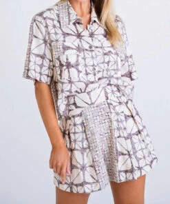 Cinzia Rocca Icons Shop 6 Karlie women Safari Pocket Camp Top in Khaki